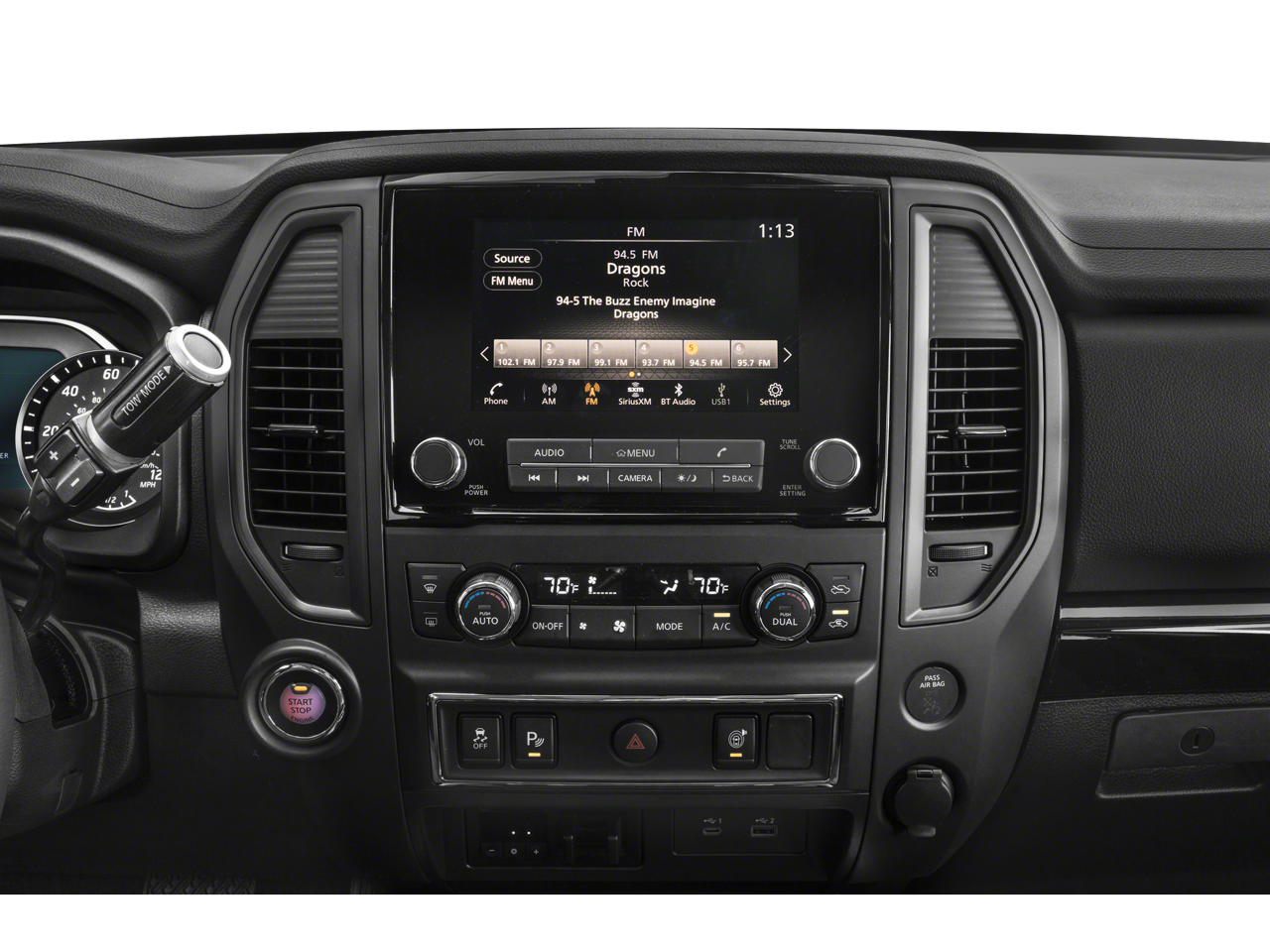 2024 Nissan Titan SV