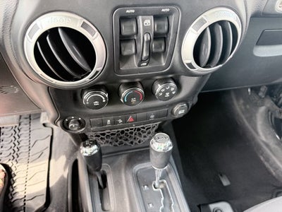 2013 Jeep Wrangler Unlimited Sahara