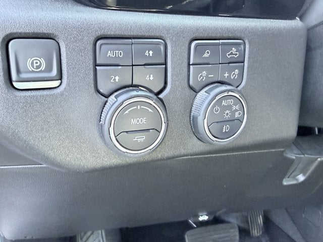 2025 Chevrolet Silverado 3500HD LTZ