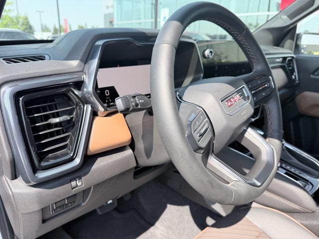 2024 GMC Canyon 4WD AT4