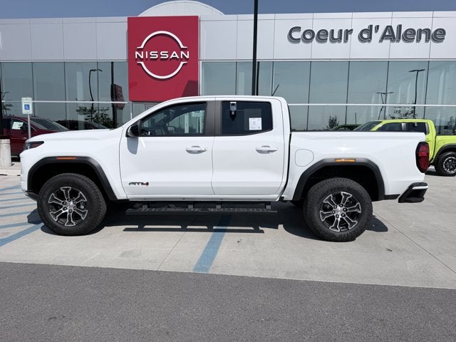2024 GMC Canyon 4WD AT4