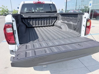 2024 GMC Canyon 4WD AT4