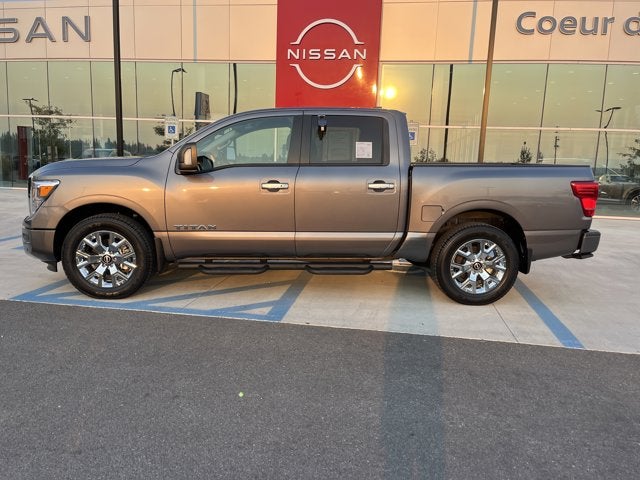 2024 Nissan Titan SV