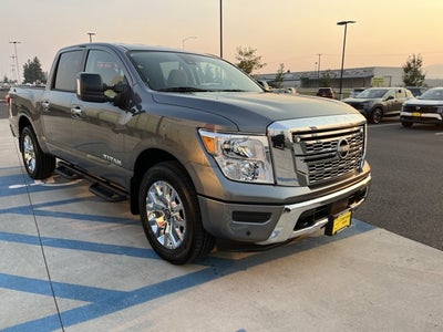 2024 Nissan Titan SV