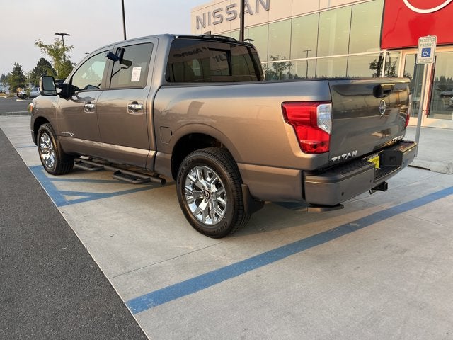 2024 Nissan Titan SV