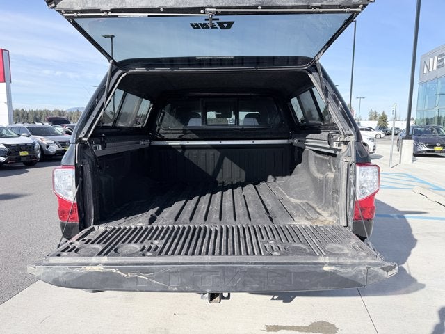 2023 Nissan Titan SV