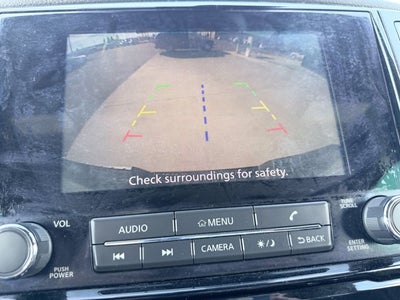 2023 Nissan Titan SV