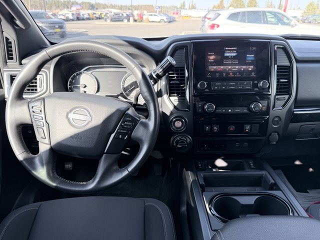 2023 Nissan Titan SV