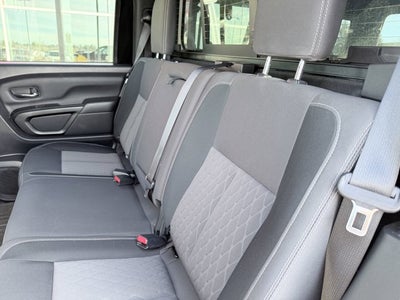 2023 Nissan Titan SV