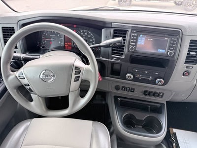 2016 Nissan NV SV