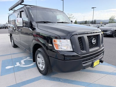 2016 Nissan NV SV