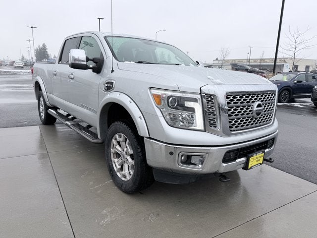 2017 Nissan Titan XD SL