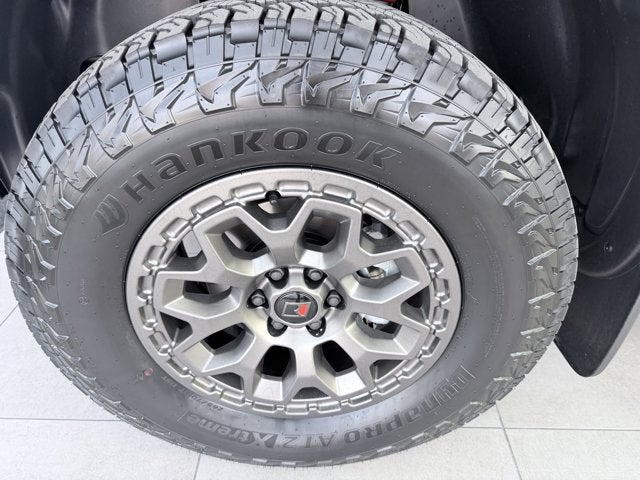 2026 Nissan Frontier PRO-4X w/R Package