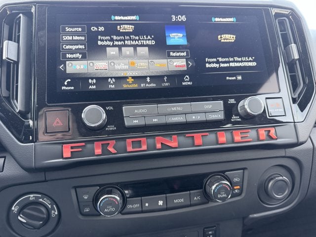 2025 Nissan Frontier PRO-4X