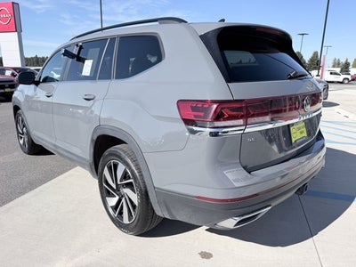 2025 Volkswagen Atlas 2.0T SE w/Technology