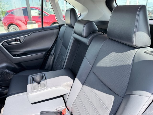 2022 Toyota RAV4 Limited