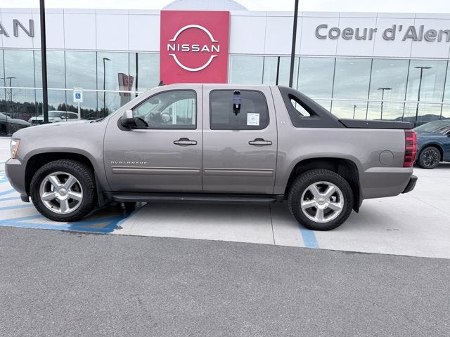 2011 Chevrolet Avalanche LT