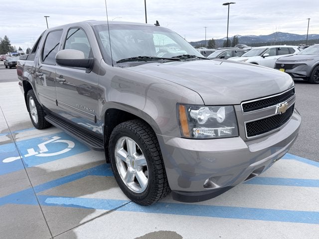 2011 Chevrolet Avalanche LT