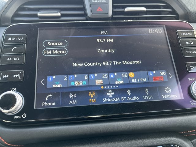 2025 Nissan Versa SR