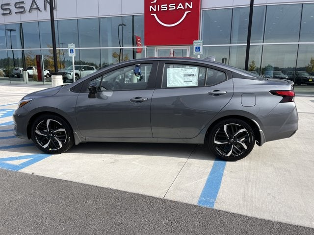 2025 Nissan Versa SR