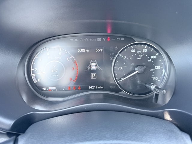 2021 Nissan Kicks SR