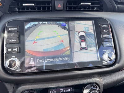 2021 Nissan Kicks SR