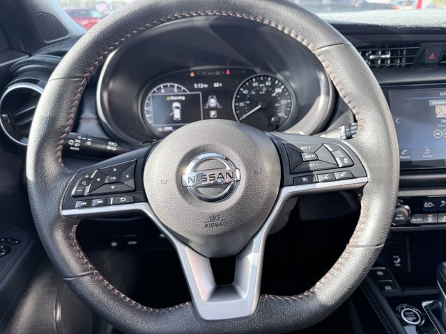 2021 Nissan Kicks SR