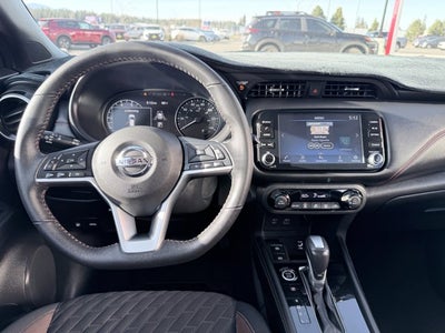 2021 Nissan Kicks SR