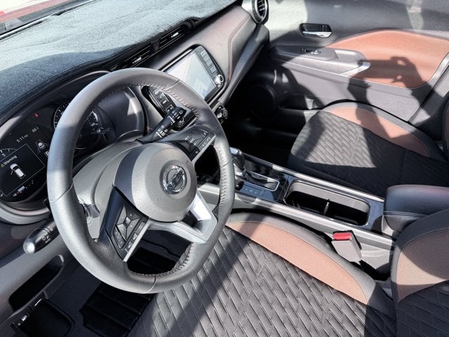 2021 Nissan Kicks SR