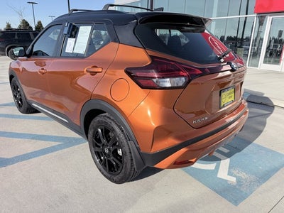 2021 Nissan Kicks SR
