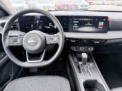 2025 Nissan Kicks SV