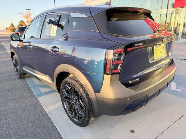 2025 Nissan Kicks SR