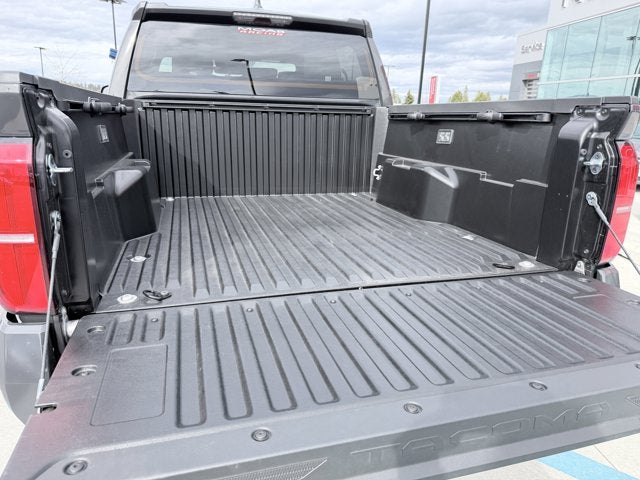 2026 Toyota Tacoma 4WD SR5