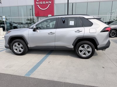 2022 Toyota RAV4 Hybrid LE
