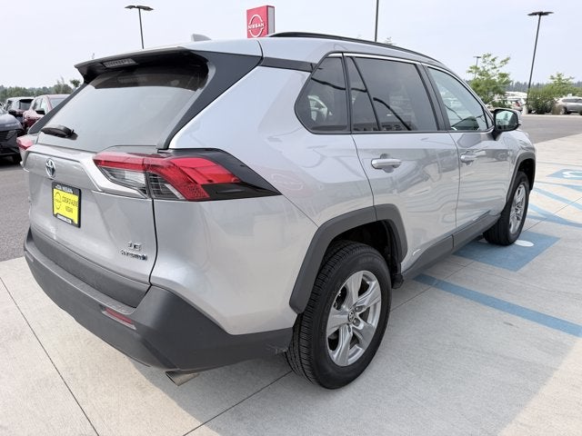 2022 Toyota RAV4 Hybrid LE