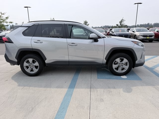 2022 Toyota RAV4 Hybrid LE
