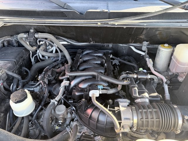 2018 Nissan NV Passenger NV3500 HD SL