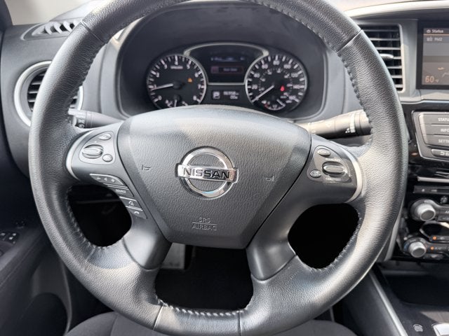 2014 Nissan Pathfinder SV