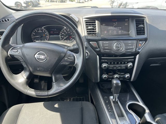 2019 Nissan Pathfinder SV
