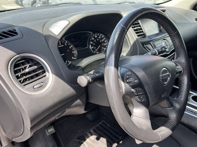 2019 Nissan Pathfinder SV