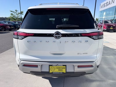 2022 Nissan Pathfinder SL