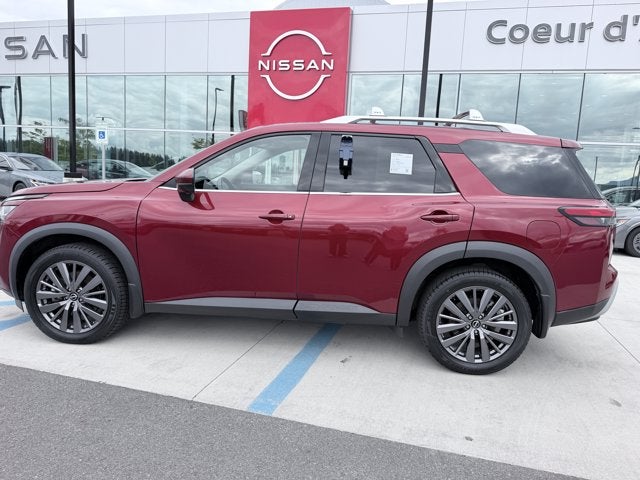 2023 Nissan Pathfinder SL