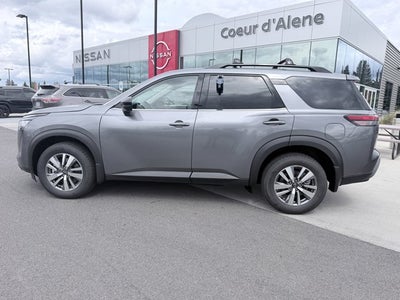 2026 Nissan Pathfinder SL