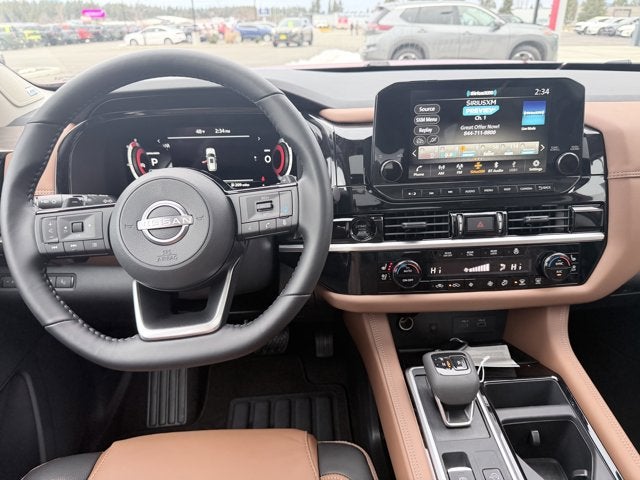 2025 Nissan Pathfinder Platinum