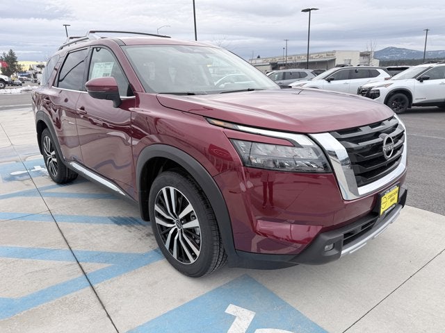 2025 Nissan Pathfinder Platinum