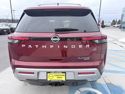2025 Nissan Pathfinder Platinum