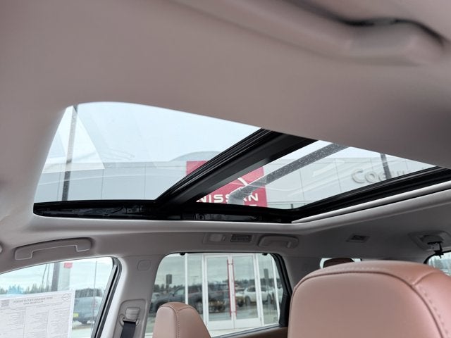 2025 Nissan Pathfinder Platinum