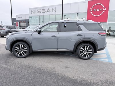 2025 Nissan Pathfinder Platinum