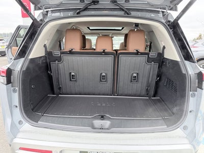 2025 Nissan Pathfinder Platinum