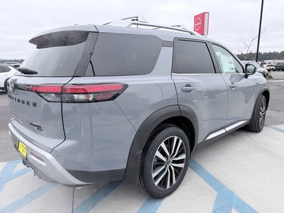 2025 Nissan Pathfinder Platinum